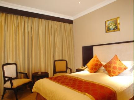 File:Cheap hotels.jpg