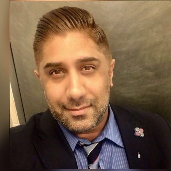 File:Hassan Akmal photo 4.jpg